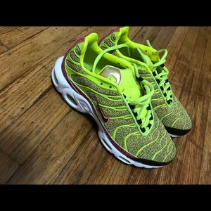 Women limited edition Nike air max 95